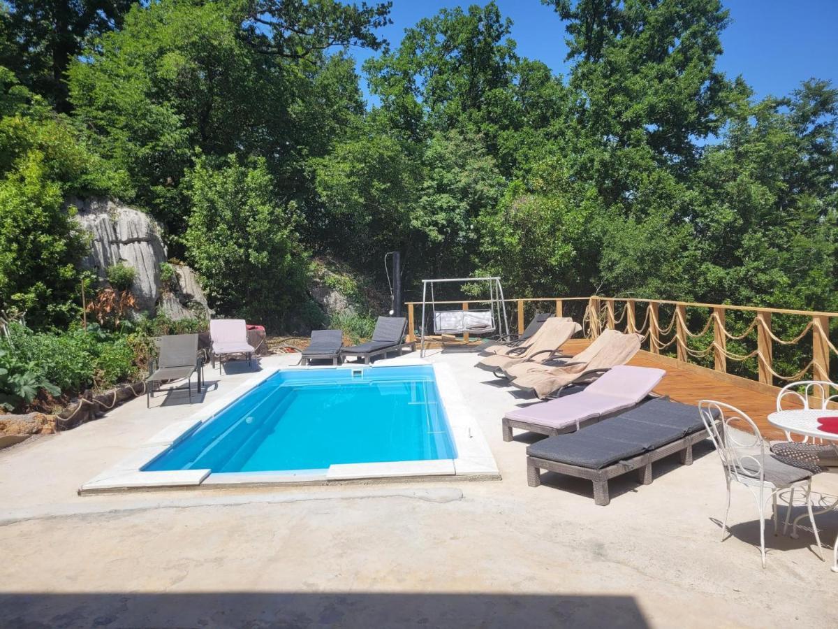 Ferienwohnung Mit Pool Kroatien Mit Meerblick Und Pool Lovran Bagian luar foto