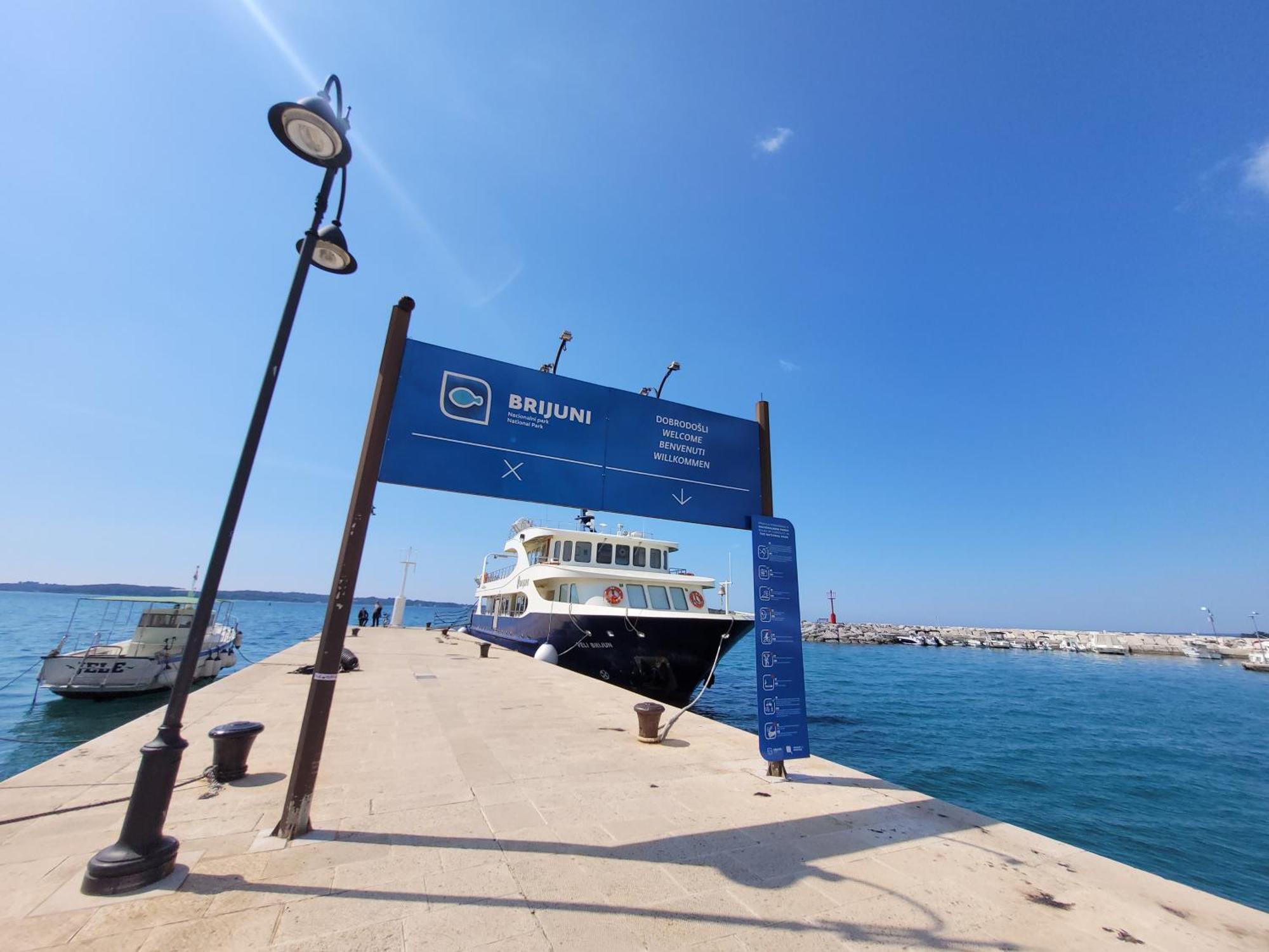 Ferienwohnung Mit Pool Kroatien Mit Meerblick Und Pool Lovran Bagian luar foto